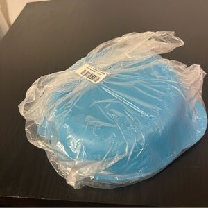 Tupperware crystal wave 4.25 cup